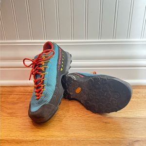 La Sportiva Approach shoes W7